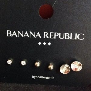 3 pack mini stud earrings